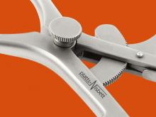 Self Retaining Retractor Rack